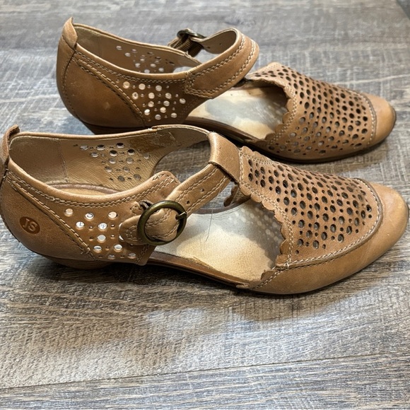 Josef Seibel Women's Brown Perforated Flats - Picture 2 of 4